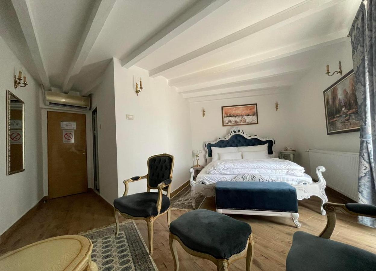 Garni Hotel Oblacinsko Jezero Oblacina Exteriör bild