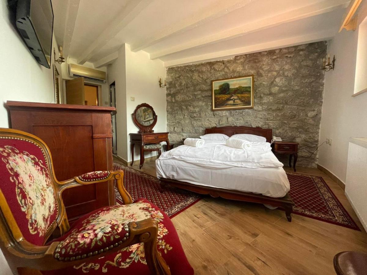 Garni Hotel Oblacinsko Jezero Oblacina Exteriör bild