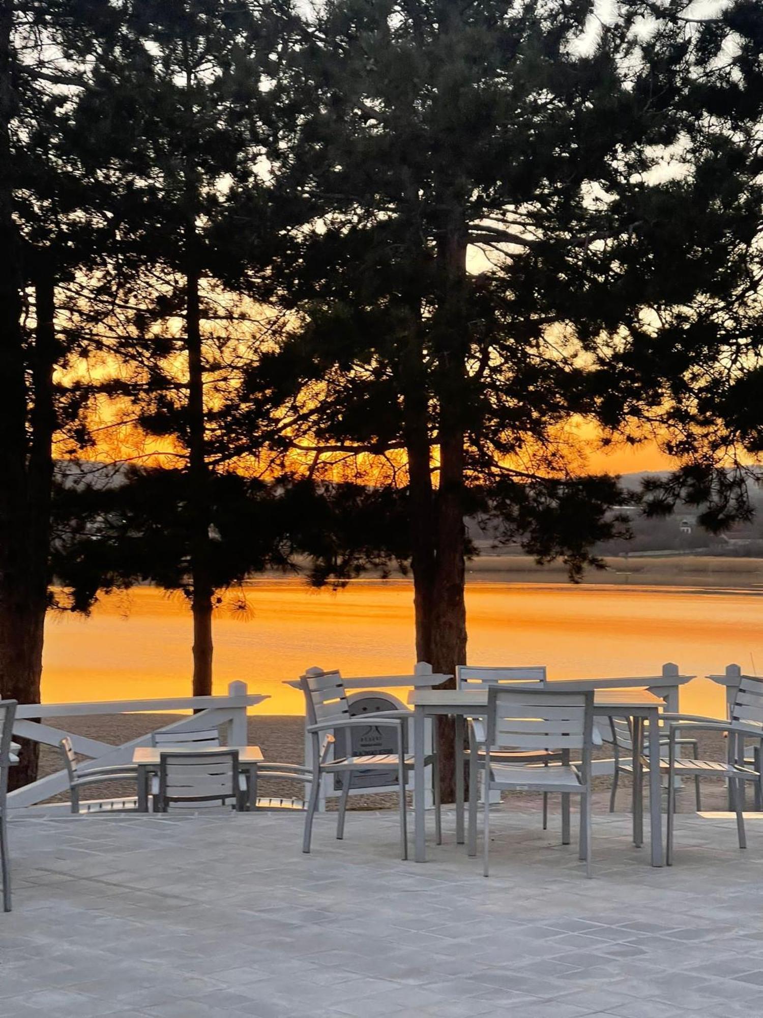 Garni Hotel Oblacinsko Jezero Oblacina Exteriör bild